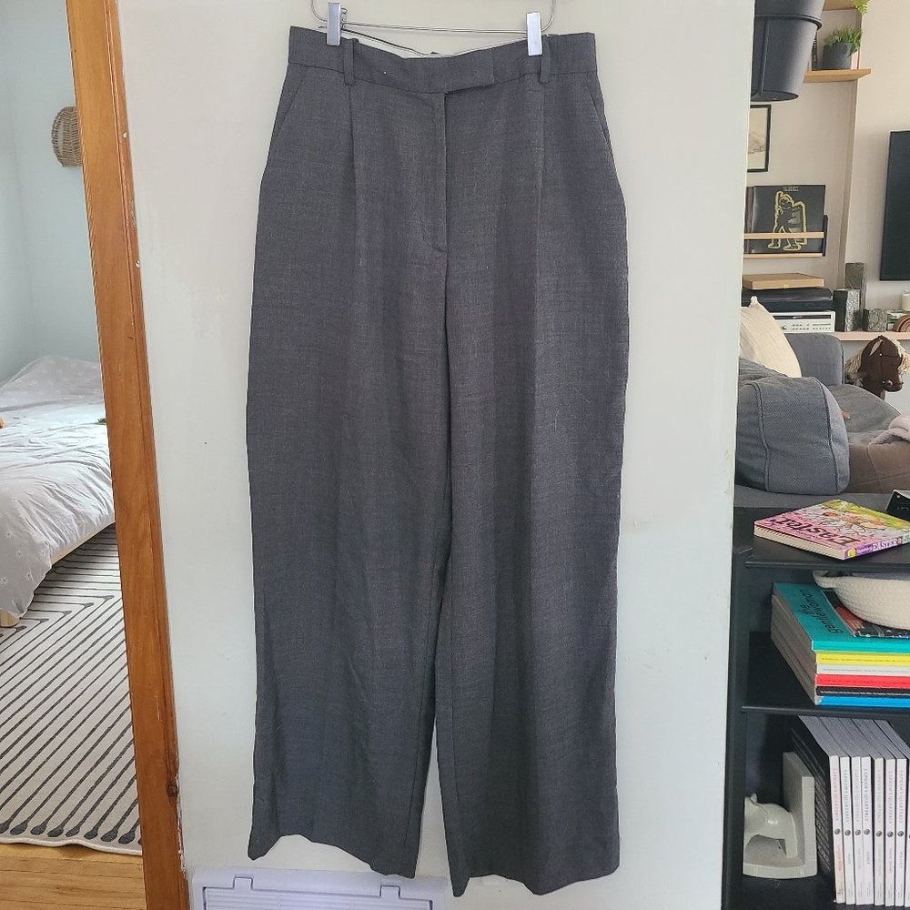 Zara Gray Women's Tailored Wide Legged Trousers EUC